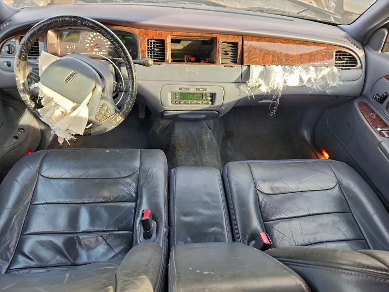 Продаж на аукціоні авто 1998 Lincoln Town Car, vin: 1LNFM82W9WY716108, номер лоту: 97411675