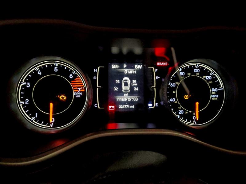 97104685 :رقم المزاد ، 1C4PJMAB2HW584218 vin ، 2017 Jeep Cherokee مزاد بيع