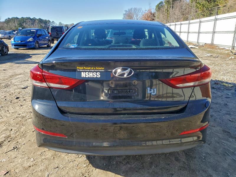 Продаж на аукціоні авто 2018 Hyundai Elantra, vin: 5NPD74LF3JH353177, номер лоту: 97290315