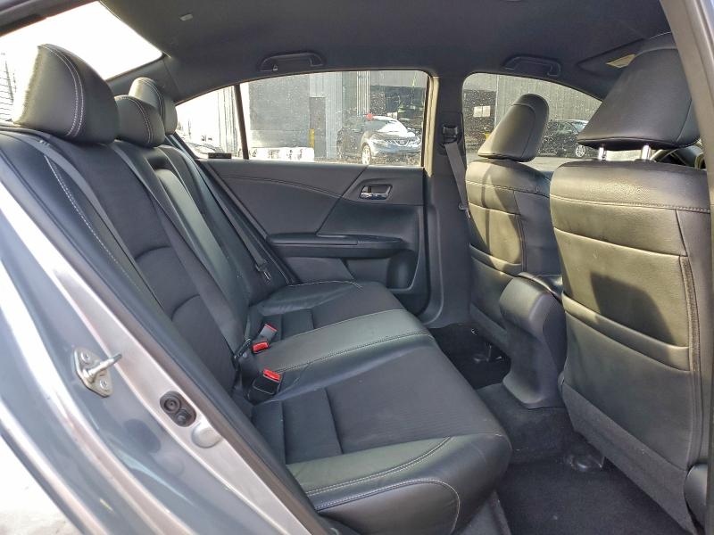 95444775 :رقم المزاد ، 1HGCR2F56HA071311 vin ، 2017 Honda Accord مزاد بيع