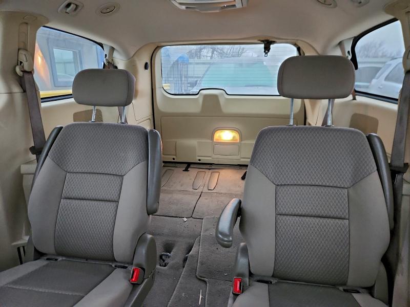 95951755 :رقم المزاد ، 2A4RR5DX9AR382256 vin ، 2010 Chrysler Town & Country مزاد بيع