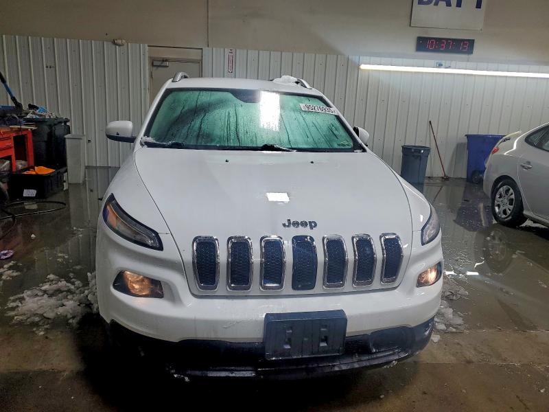 95276935 :رقم المزاد ، 1C4PJLCB0FW657560 vin ، 2015 Jeep Cherokee مزاد بيع