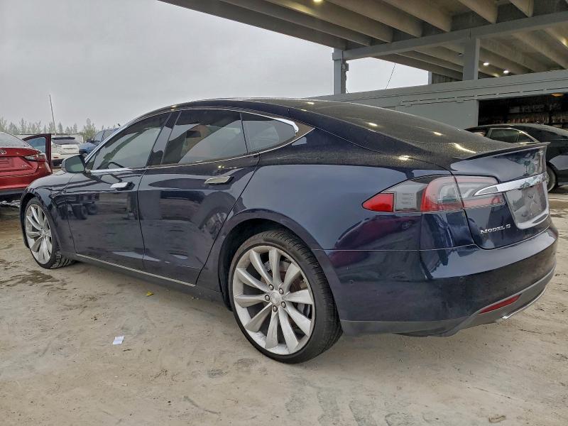 Продажа на аукционе авто 2014 Tesla Model S, vin: 5YJSA1H18EFP52398, номер лота: 96067275