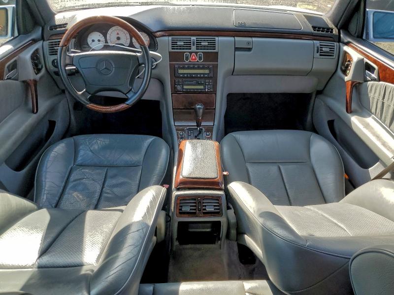 1997 Mercedes-benz E მანქანა იყიდება აუქციონზე, vin: WDBJF55F2VA437656, აუქციონის ნომერი: 97982915