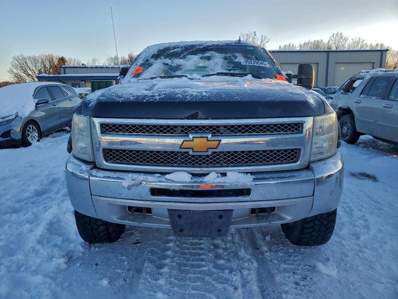 95239545 :رقم المزاد ، 3GCPKSE75DG110747 vin ، 2013 Chevrolet Silverado مزاد بيع