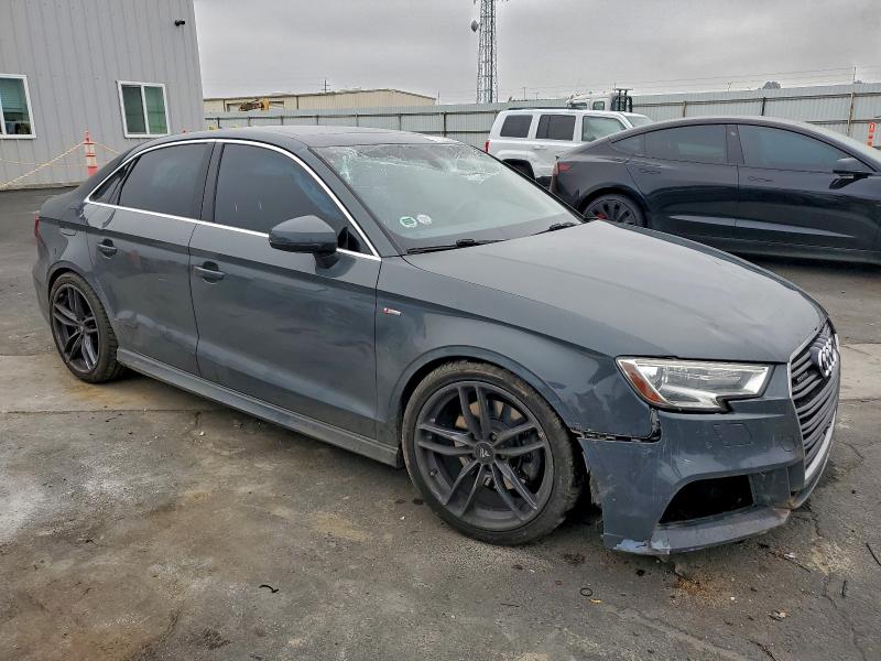 Продаж на аукціоні авто 2017 Audi A3, vin: WAUJ8GFF6H1038403, номер лоту: 97579655