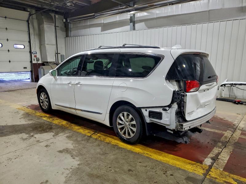 Продажа на аукционе авто 2017 Chrysler Pacifica, vin: 2C4RC1BG1HR610912, номер лота: 95404135