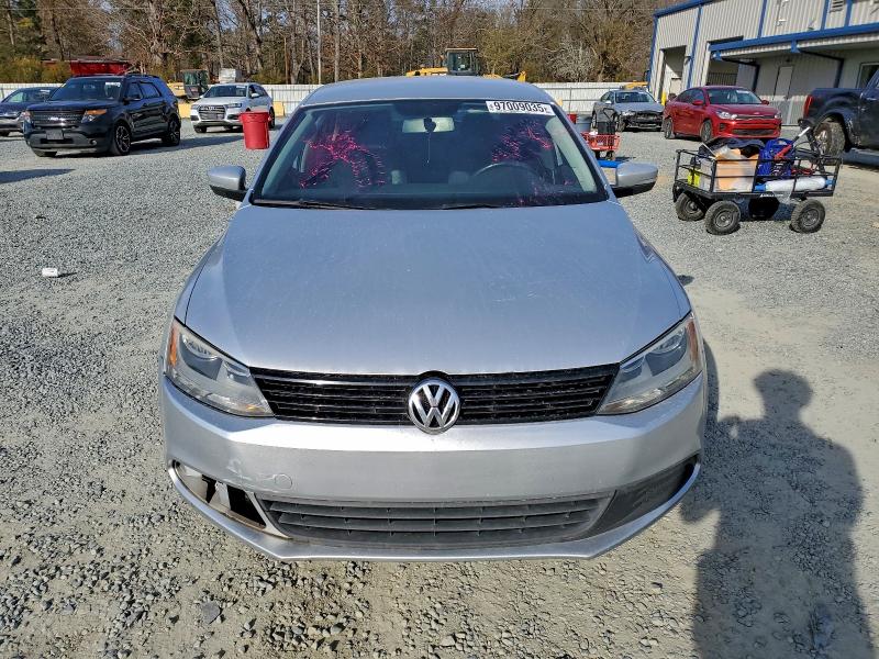 Продаж на аукціоні авто 2012 Volkswagen Jetta, vin: 3VWDP7AJ4CM077871, номер лоту: 97009035