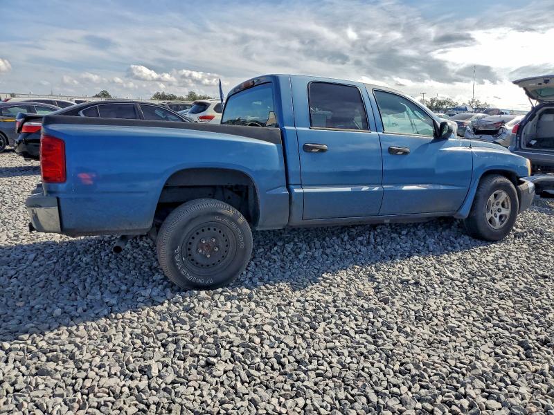 97767875 :رقم المزاد ، 1D7HE48K55S330428 vin ، 2005 Dodge Dakota مزاد بيع
