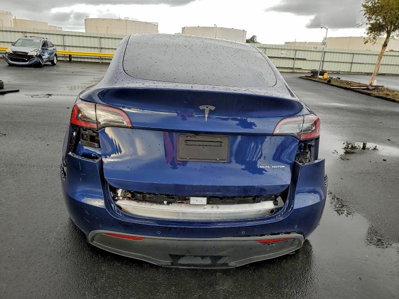 Продажа на аукционе авто 2022 Tesla Model Y, vin: 7SAYGAEE1NF549792, номер лота: 98250525