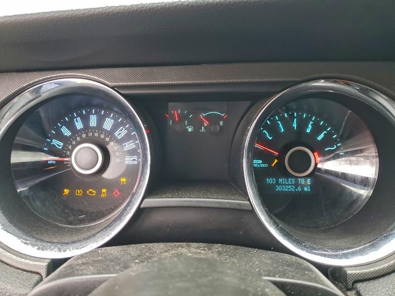 Продажа на аукционе авто 2014 Ford Mustang, vin: 1ZVBP8AM6E5251228, номер лота: 94784325