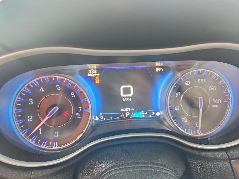 Продажа на аукционе авто 2015 Chrysler 300c, vin: 2C3CCAEG1FH791843, номер лота: 97543885