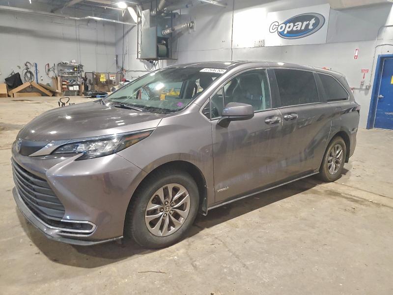 2021 Toyota Sienna Le მანქანა იყიდება აუქციონზე, vin: 5TDGSKFCXMS019048, აუქციონის ნომერი: 97506265