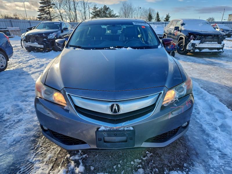Auction sale of the 2013 Acura Ilx, vin: 19VDE1F59DE404352, lot number: 96244135