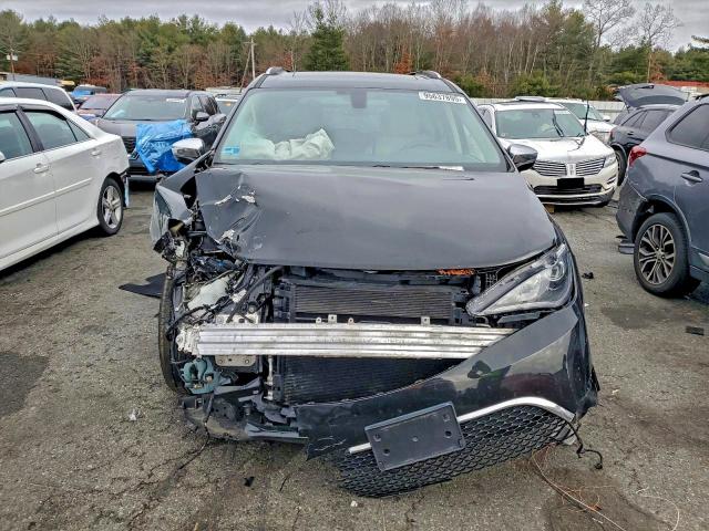 95637895 :رقم المزاد ، 2C4RC1GGXLR285713 vin ، 2020 Chrysler Pacifica مزاد بيع