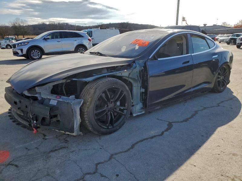 Продажа на аукционе авто 2014 Tesla Model S, vin: 5YJSA1H14EFP52611, номер лота: 97804735