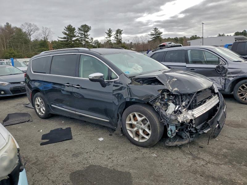 95637895 :رقم المزاد ، 2C4RC1GGXLR285713 vin ، 2020 Chrysler Pacifica مزاد بيع