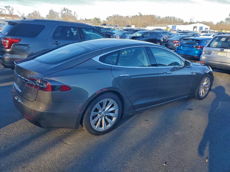 Продаж на аукціоні авто 2016 Tesla Model S, vin: 5YJSA1E28GF168129, номер лоту: 93986905