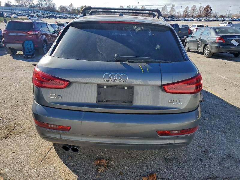 2015 Audi Q3 მანქანა იყიდება აუქციონზე, vin: WA1EFCFS6FR012361, აუქციონის ნომერი: 95709705