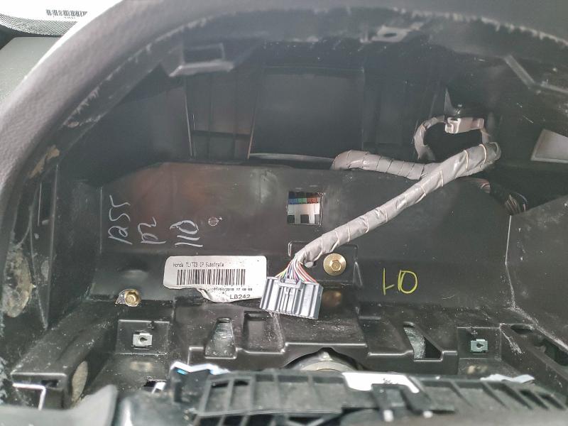 96716575 :رقم المزاد ، 19UUB1F56JA801288 vin ، 2018 Acura Tlx Tech مزاد بيع