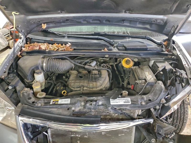 2016 Chrysler Town & Country მანქანა იყიდება აუქციონზე, vin: 2C4RC1BG8GR221392, აუქციონის ნომერი: 97726135