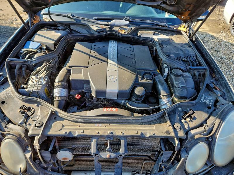 93477335 :رقم المزاد ، WDBUF82J35X179653 vin ، 2005 Mercedes-benz E مزاد بيع
