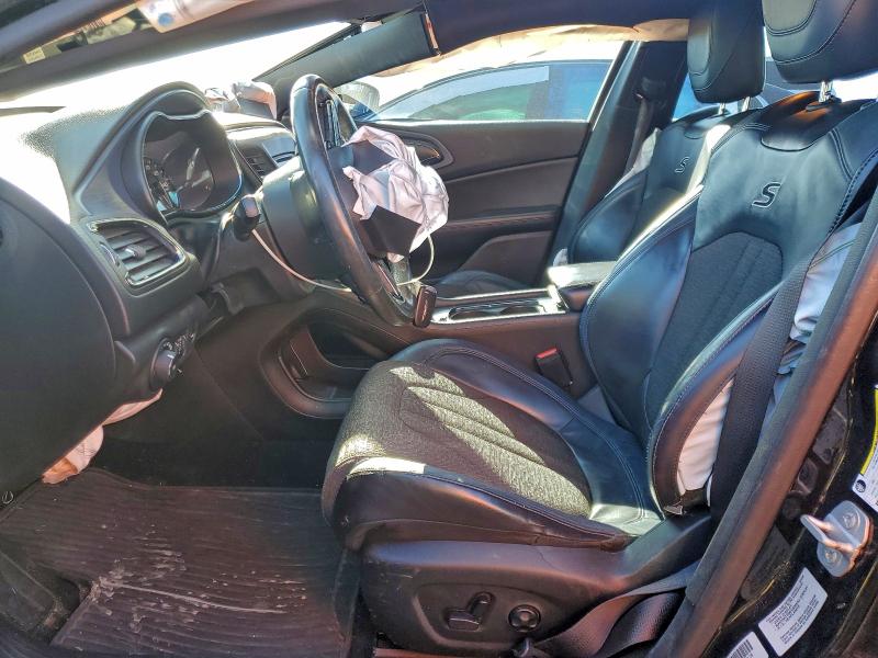 97441045 :رقم المزاد ، 1C3CCCDGXFN567460 vin ، 2015 Chrysler 200 مزاد بيع