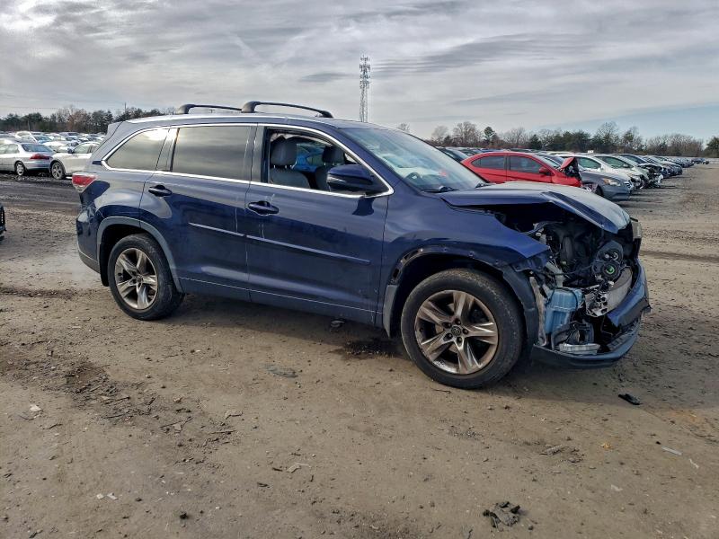 Auction sale of the 2016 Toyota Highlander, vin: 5TDDKRFH9GS288380, lot number: 95519515