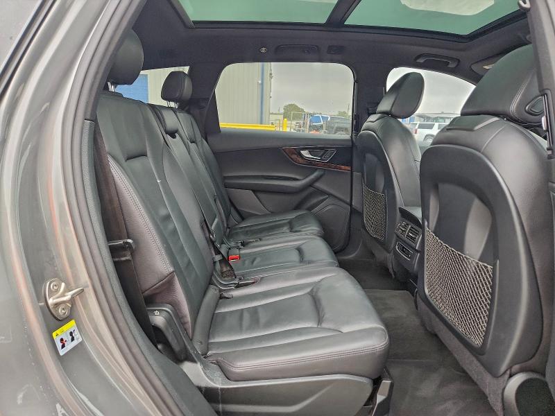 Продажа на аукционе авто 2017 Audi Q7, vin: WA1LAAF78HD012982, номер лота: 95906625