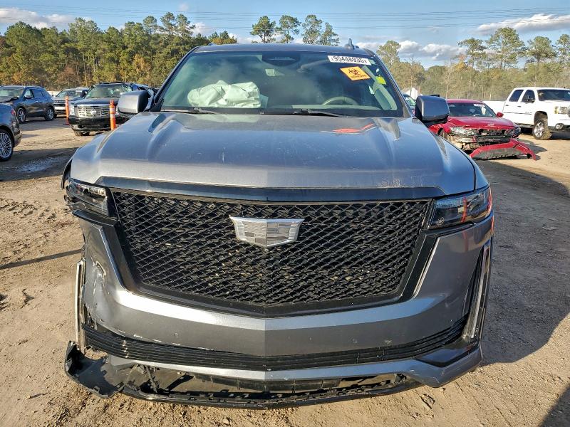 Продажа на аукционе авто 2022 Cadillac Escalade, vin: 1GYS3RKL1NR135111, номер лота: 95448935