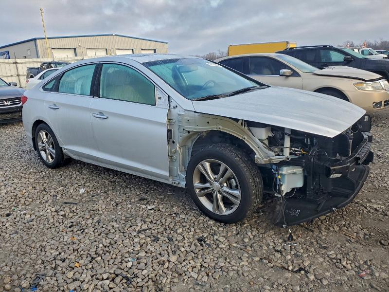 2018 Hyundai Sonata Spo მანქანა იყიდება აუქციონზე, vin: 5NPE34AF4JH695773, აუქციონის ნომერი: 98148705