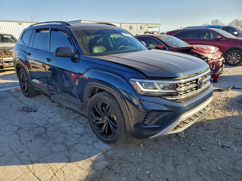 97867045 :رقم المزاد ، 1V2HR2CA1NC549719 vin ، 2022 Volkswagen Atlas مزاد بيع