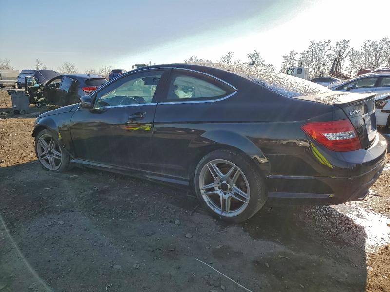 2015 Mercedes-benz C მანქანა იყიდება აუქციონზე, vin: WDDGJ8JB9FG353501, აუქციონის ნომერი: 97291175