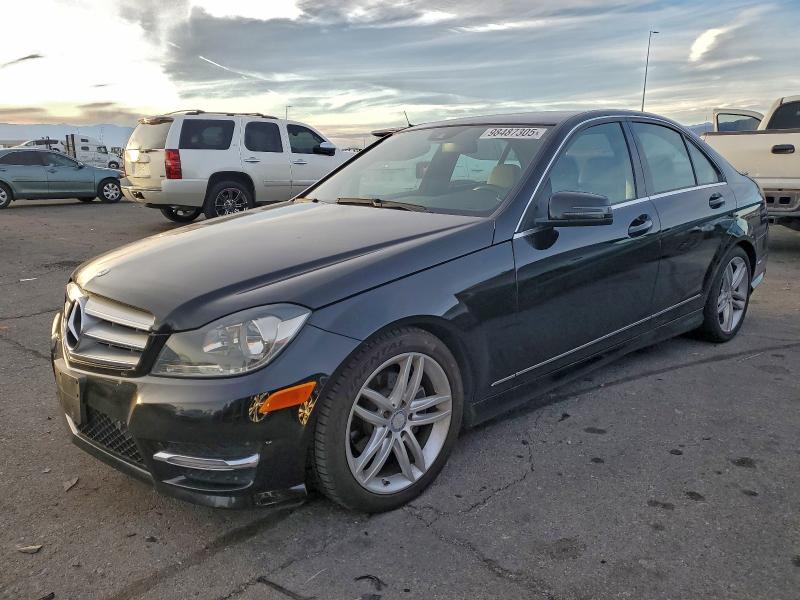 98487305 :رقم المزاد ، WDDGF4HB0DA803813 vin ، 2013 Mercedes-benz C مزاد بيع
