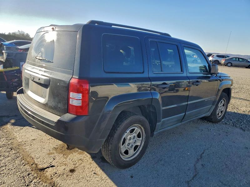95898565 :رقم المزاد ، 1J4NT1GB0BD195324 vin ، 2011 Jeep Patriot Sp مزاد بيع