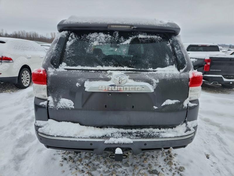 2010 Toyota 4runner Sr მანქანა იყიდება აუქციონზე, vin: JTEBU5JR9A5001266, აუქციონის ნომერი: 99122205