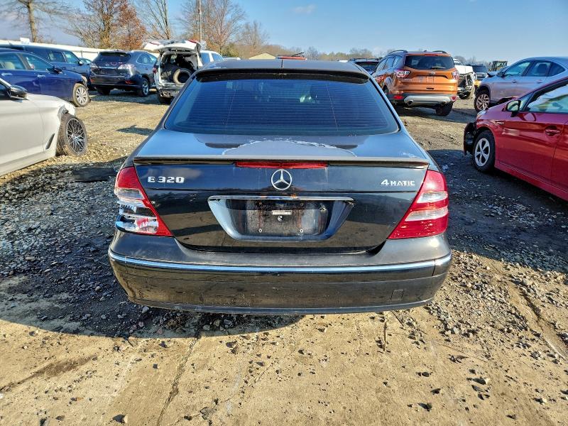 93477335 :رقم المزاد ، WDBUF82J35X179653 vin ، 2005 Mercedes-benz E مزاد بيع