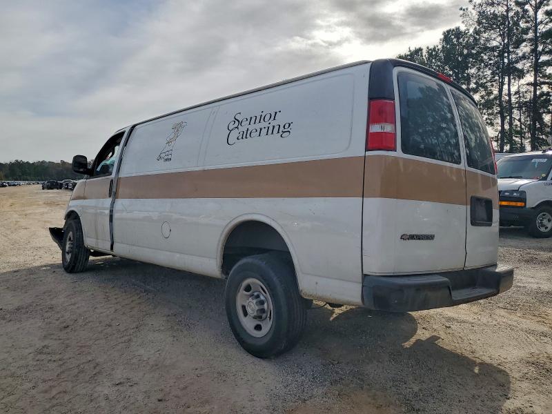 97020205 :رقم المزاد ، 1GCWGBFFXH1296597 vin ، 2017 Chevrolet Express G2 مزاد بيع