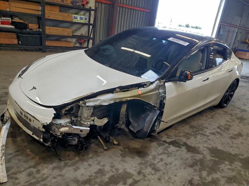 98588725 :رقم المزاد ، 5YJ3E1EB6KF421904 vin ، 2019 Tesla Model 3 مزاد بيع
