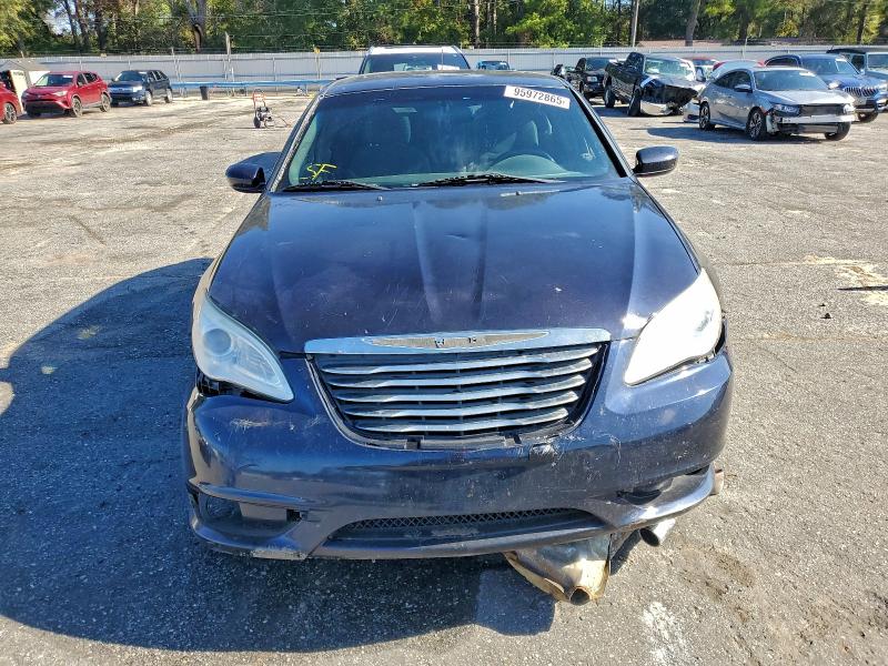Продажа на аукционе авто 2011 Chrysler 200, vin: 1C3BC1FG8BN553354, номер лота: 95972865