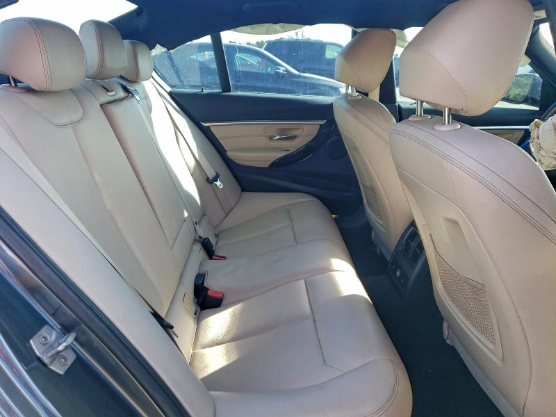 93439335 :رقم المزاد ، WBA8D9G52HNU58423 vin ، 2017 Bmw 330 مزاد بيع