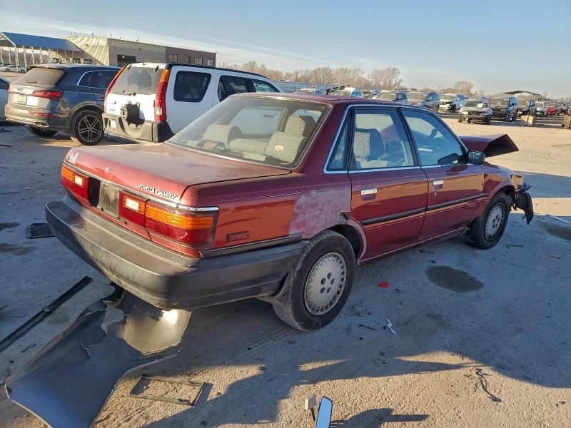 1990 Toyota Camry მანქანა იყიდება აუქციონზე, vin: 4T1SV21E8LU129726, აუქციონის ნომერი: 97376535