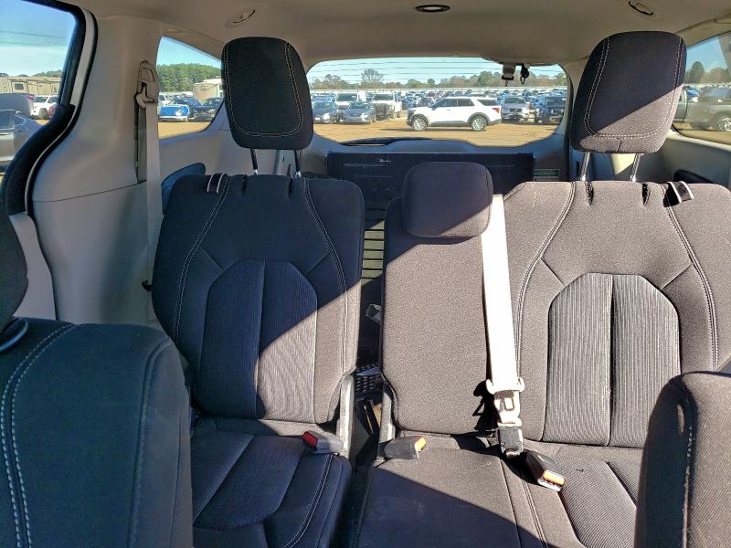95760275 :رقم المزاد ، 2C4RC1CG9NR172103 vin ، 2022 Chrysler Voyager مزاد بيع
