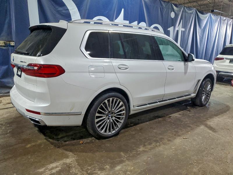 95615245 :رقم المزاد ، 5UXCW2C01N9K38170 vin ، 2022 Bmw X7 مزاد بيع