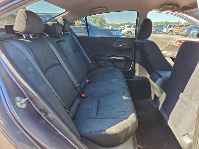 98180335 :رقم المزاد ، 1HGCR2F32HA261878 vin ، 2017 Honda Accord مزاد بيع