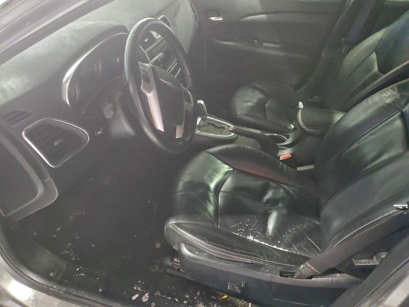 96472335 :رقم المزاد ، 1C3CCBCG1DN699113 vin ، 2013 Chrysler 200 مزاد بيع