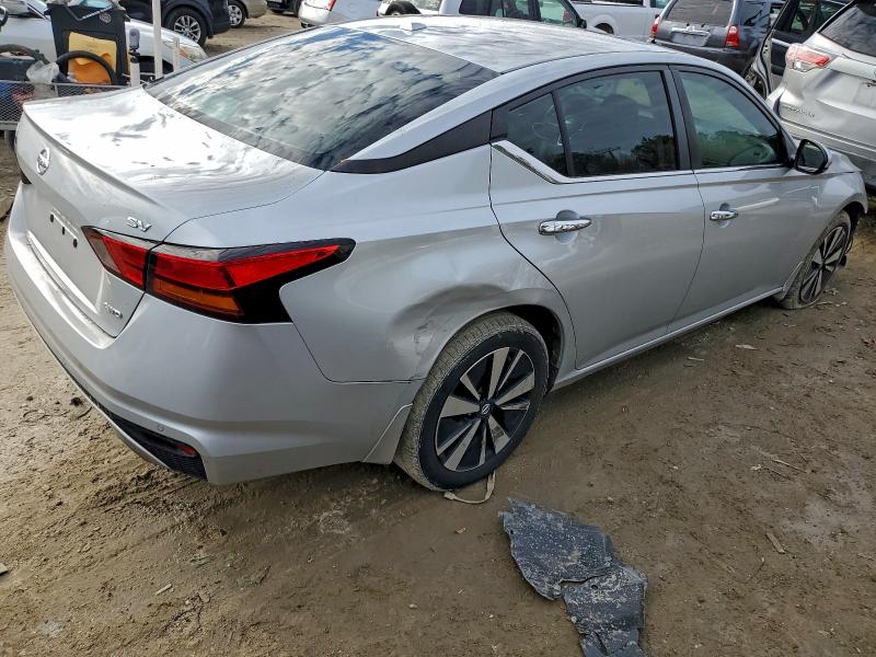 95572185 :رقم المزاد ، 1N4BL4DW9NN332945 vin ، 2022 Nissan Altima مزاد بيع