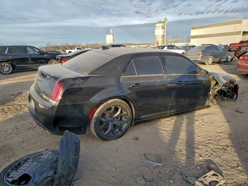 Продажа на аукционе авто 2023 Chrysler 300, vin: 2C3CCABG9PH565510, номер лота: 96270665