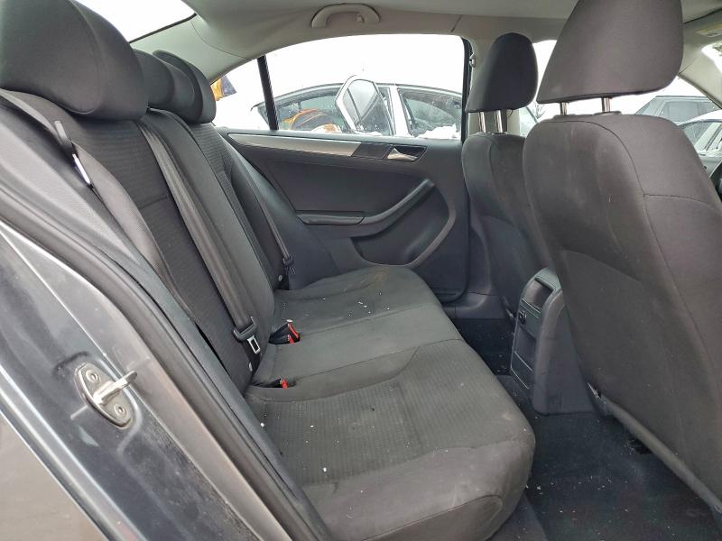 95532945 :رقم المزاد ، 3VWB07AJ5FM285032 vin ، 2015 Volkswagen Jetta مزاد بيع