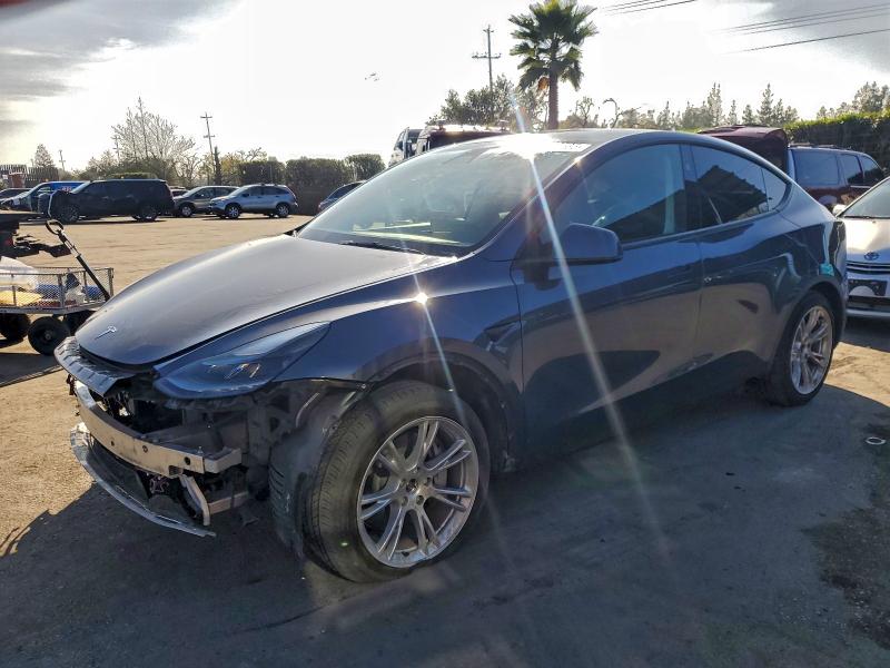 Продаж на аукціоні авто 2023 Tesla Model Y, vin: 7SAYGDEE9PF922744, номер лоту: 94968535